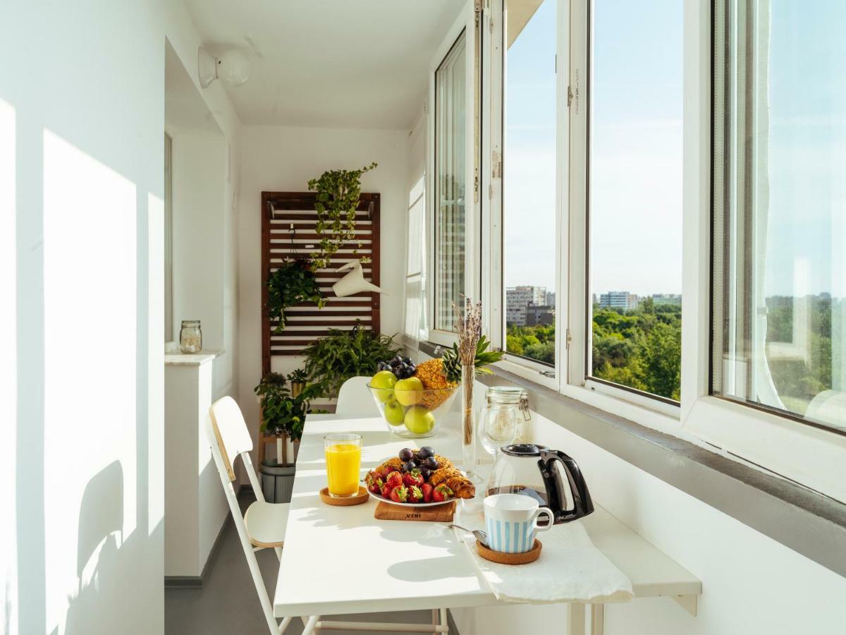 Parklake Design Apartment - Fabulous View - Netflix Bucarest Exterior foto