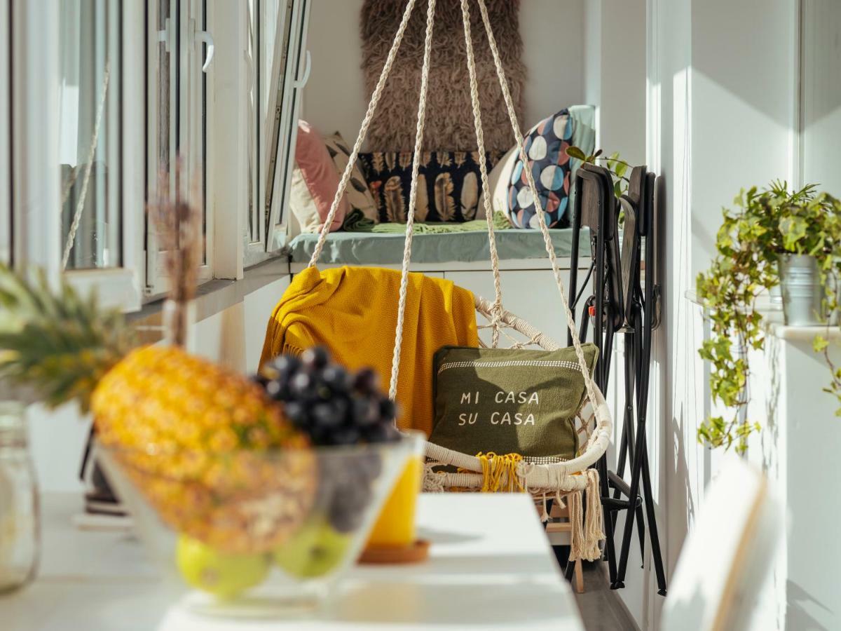 Parklake Design Apartment - Fabulous View - Netflix Bucarest Exterior foto